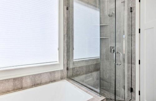 Scenic Eden Gem with Hot Tub about 6 Mi to Ski Area - Foto 16