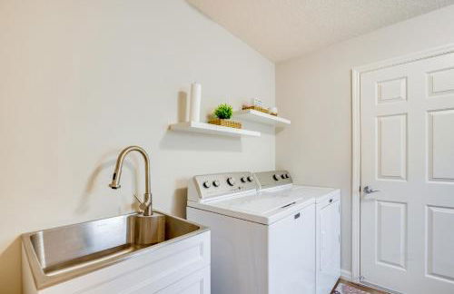 Private Lanai and Pool Access Home in the Villages! - Foto 22