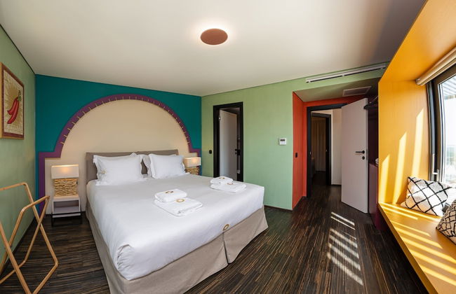 Onira Suite Dreams - Photo 40