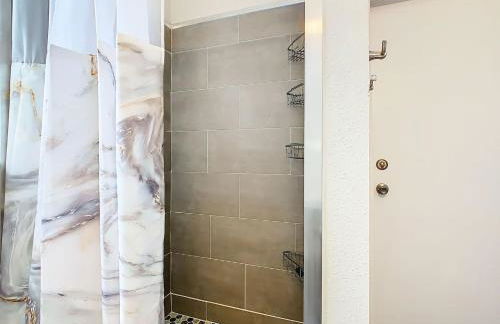 E511JA - Our Happy Place 3B/2bath - Pool & Arcade - Foto 41