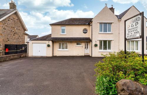 NEW Four Bedroom House - all rooms ensuite - Photo 4