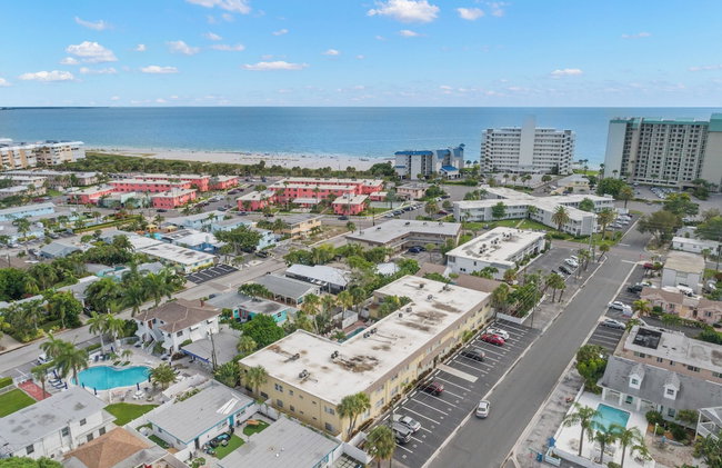 Waves by Distinctive Beach Rentals - Photo 60