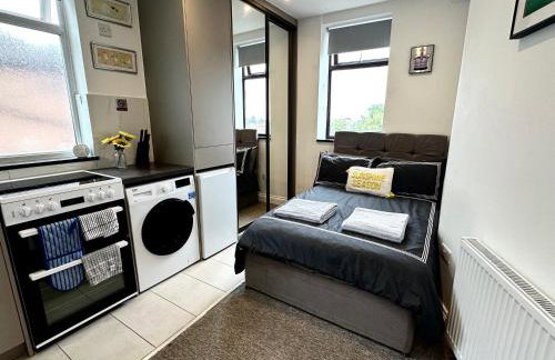 Unique Modern, Private Apartment,15 Mins To Central London - Photo 1