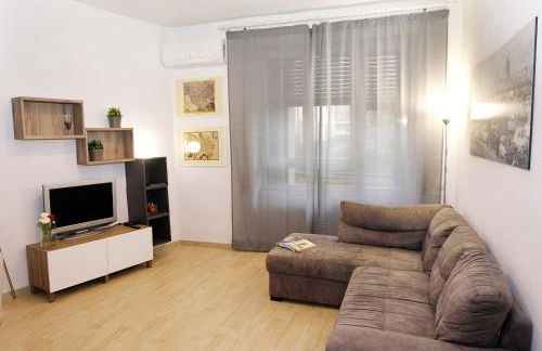 TwelveHolly apartment - Photo 6