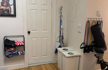 Modern Stay in Downtown Jersey City, Close to NYC! - Foto 25