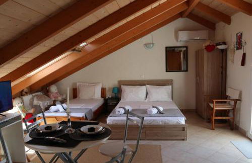 AB Preveza Apartments-15 Meters Over the Sea Attic & Alexander's the Great Executive Suite - Photo 41