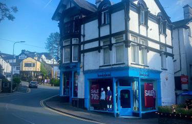 3 West End Boutique Apartment - Photo 24