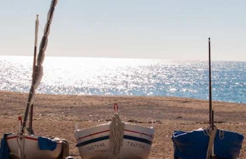 Beachfront Apartment with Sea Views & Private Parking - Foto 24