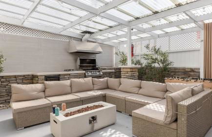 Steps to the Beach, Firepit & Patio Long-term Newport Beach Stay Coastal Cove - Foto 15