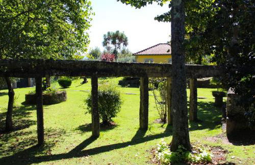 Cottage in Santa Comba with Pool - Photo 26