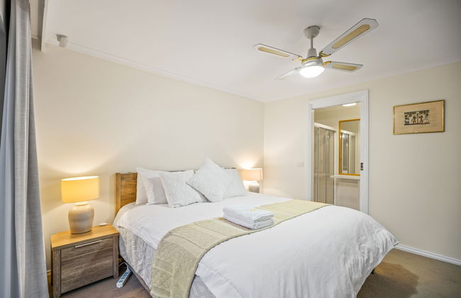 StayAU 4BR Spacious Nature Retreat - Foto 3