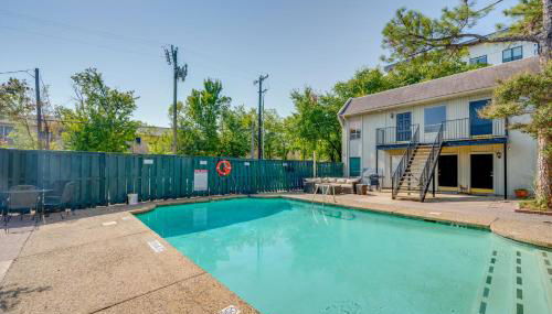 4 Mi to Dtwn Dallas! Walkable Condo with Pool Access - Foto 3