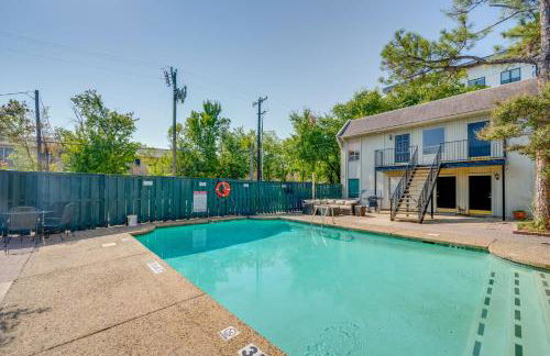 4 Mi to Dtwn Dallas! Walkable Condo with Pool Access - Foto 3