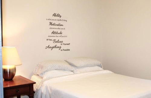 Just Enough - Foto 7