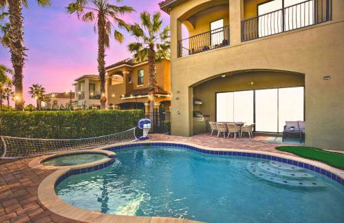 Luxury Resort Family Home Professionally Furnished Ultra Comfortable beds Epic Mario Game Room Themed Bedrooms Heated Pool and Spa Outdoor Grill Golf Course View - Foto 5