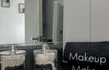 West Loop - City Views With In & Out Parking 1 - Photo 50