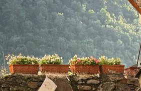 Iconic Italian Townhouse w Rooftop Terrace & Mountain View, Pigna - Foto 38