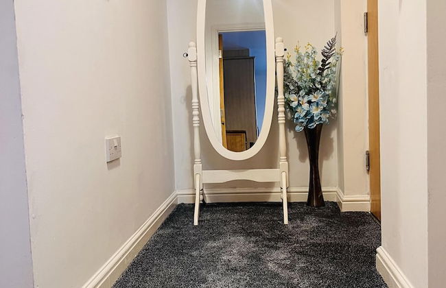 Beautiful 2 - Bed Apartment in Aylesbury - Foto 27