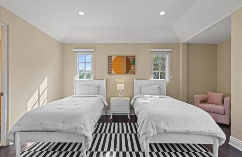 5800 sq ft Gorgeous Tarzana 7 bedroom 9 bathroom home with pool and hot tub - Foto 37