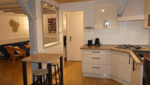 Grand T2 entièrement rénové entre Angers et Cholet - Foto 2