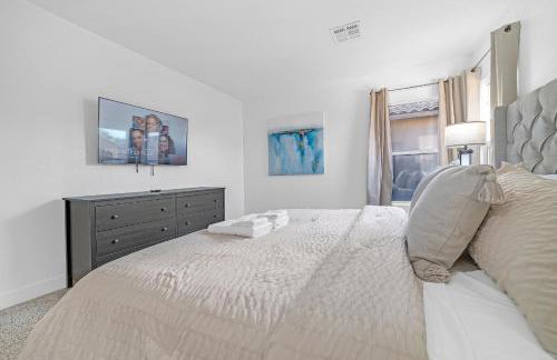 FUN Retro Arcade Villa - Pool&Spa, Arcades, Billiards,BBQ Gazebo Lounge, 10 Mins Strip - Photo 20