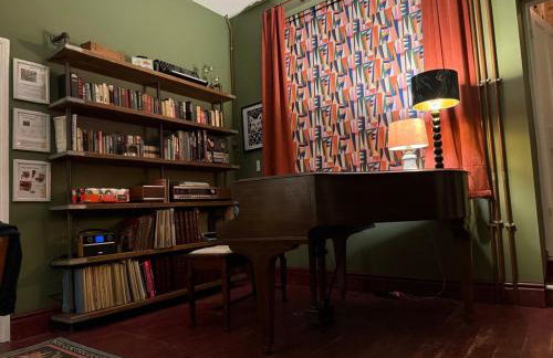 Delightful House in the Heart of the Matlocks! - Photo 12