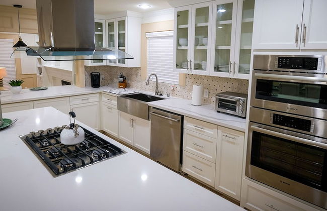 5Bdrm 3.5Bath 12Beds - HOME BIG AS TEXAS - Foto 10