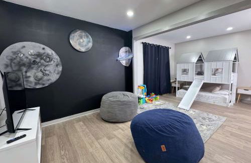 Charming Family Retreat Near Parks Fire Pit & Games - Photo 7