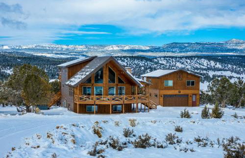 Copper Rock Ridge- Luxury, Pool Table, Hot Tub between Zion and Bryce - Foto 3