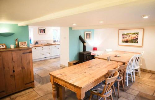 Anroach Farm House in The Peak District(sleeps 20) - Foto 1