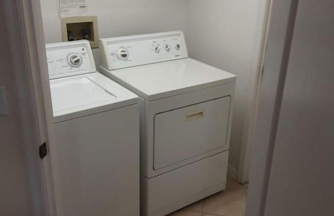 Family Fun Vacation Home 4 Bedroom Villa by RedAwning - Foto 20