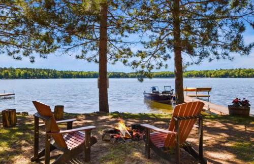 Whispering Waters Bayview Resort Cabin 4 - Foto 9