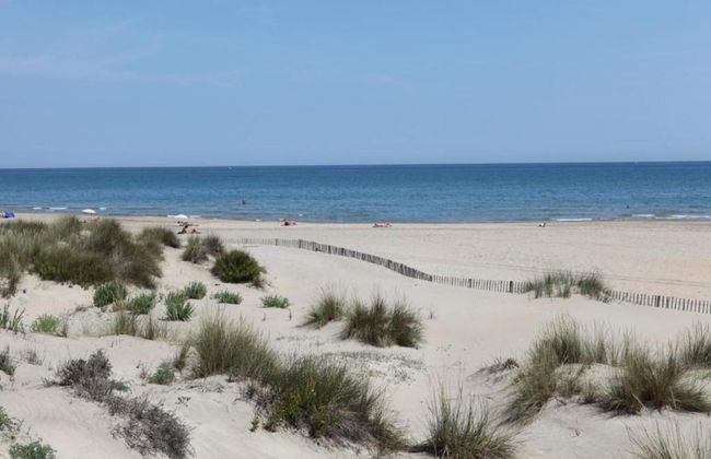 Cozy Coastal Home w/ Terrace - Foto 24