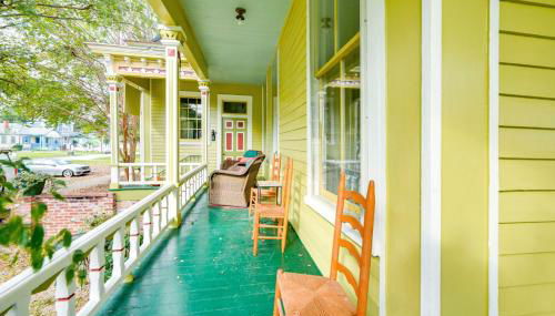 Ornate Victorian with Courtyard and Fire Pit - Foto 2