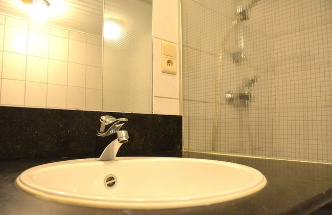 Group Escape by Molignee River - Foto 46