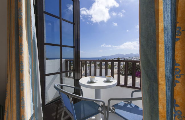 Apartamentos Plaza Azul - Photo 7