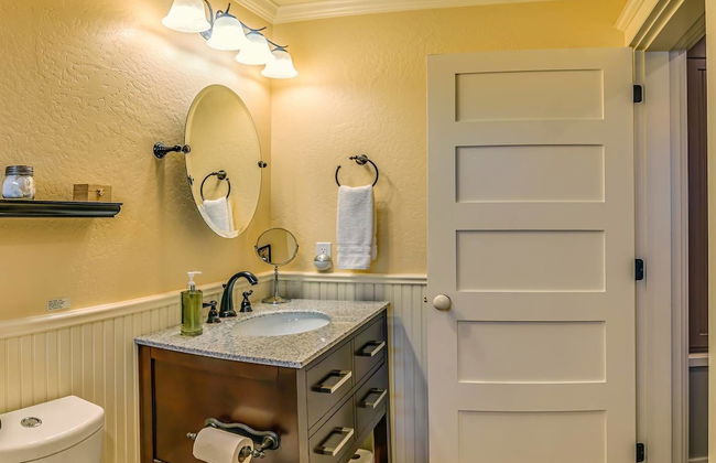 Redtail Suites ~ Entire Home ~ Sleeps 12 ~ Tesla Station - Foto 27