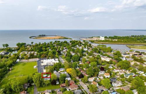 Renovated Retreat Home in Huron, close to beaches - Foto 3