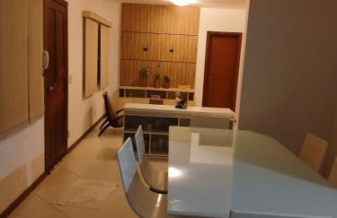 Linda casa com piscina, quiosque e churrasqueira a 150 metros da praia - Foto 8