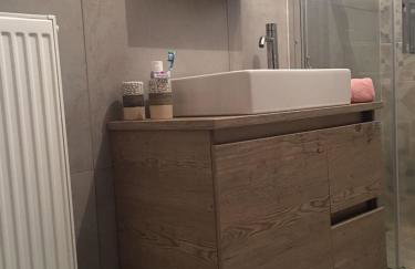 Leo's city apartment - Photo 15