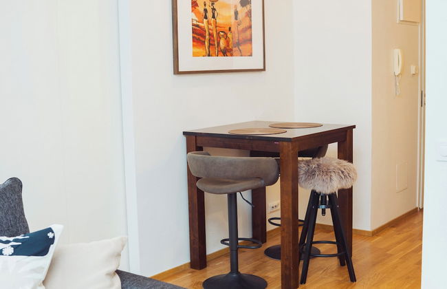 Cozy 2 Room Apartment With a Private Sauna! - Photo 5