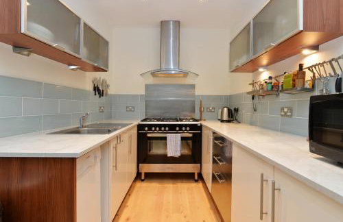 Home by The Meadows, close to City Centre - Foto 7