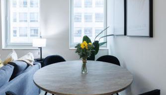 Stylish NYC Haven Steps to Broadway & Dining - Foto 5