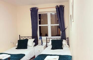 Central Comfort Southampton, Free Parking - Photo 5