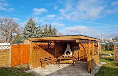 Liebevoll eingerichtetes Haus mit großem Garten in Dresden - Telefonnummer und Video unter www fhvn de - Foto 24