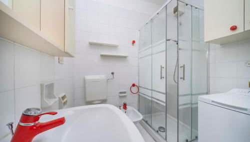 GuestHost - Zia Dina APT - with Balcony - Foto 4