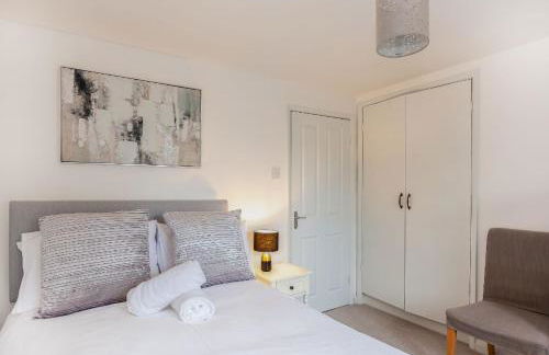 Spacious 3 Bed House with Large Garden in Aynho! - Foto 34