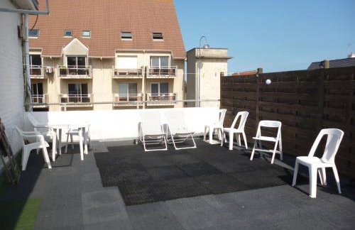 Gentlemen appartement au premier étage à 50 metres de la mer - Photo 20