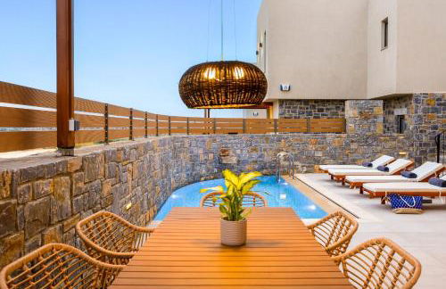 Stefi Villas - Deluxe Pool Bliss Retreats - Photo 3