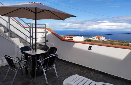 CASA PIRÁMIDE 2. Terraza WiFi y Parking Privado - Foto 24